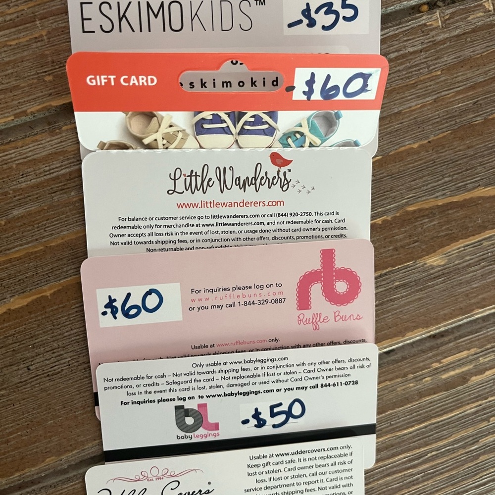 Baby Gift Card bundle - Picture 2 of 3